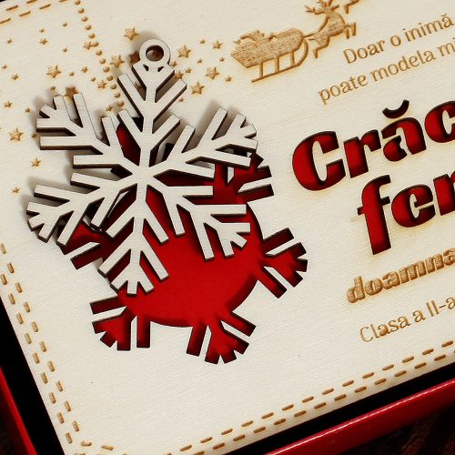 felicitare-din-lemn
