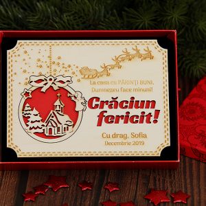 Felicitare din lemn "Crăciun fericit!" cu glob detaşabil - Îngeraş