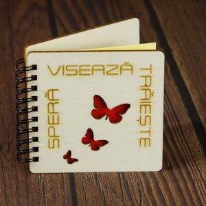 Agenda personalizata cu coperta din lemn „Spera, viseaza, traieste"