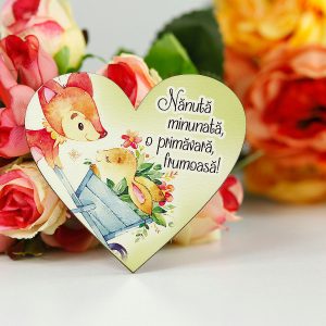 Martisor personalizat din lemn pentru nasa / nana / nanuta – Martisor Inima - magnet 003