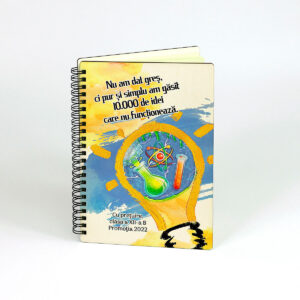 Agenda lemn personalizata - profesor fizica
