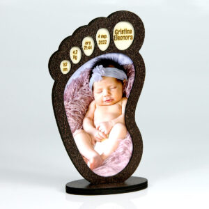 Cadou personalizat - Trofeu piciorus bebelus