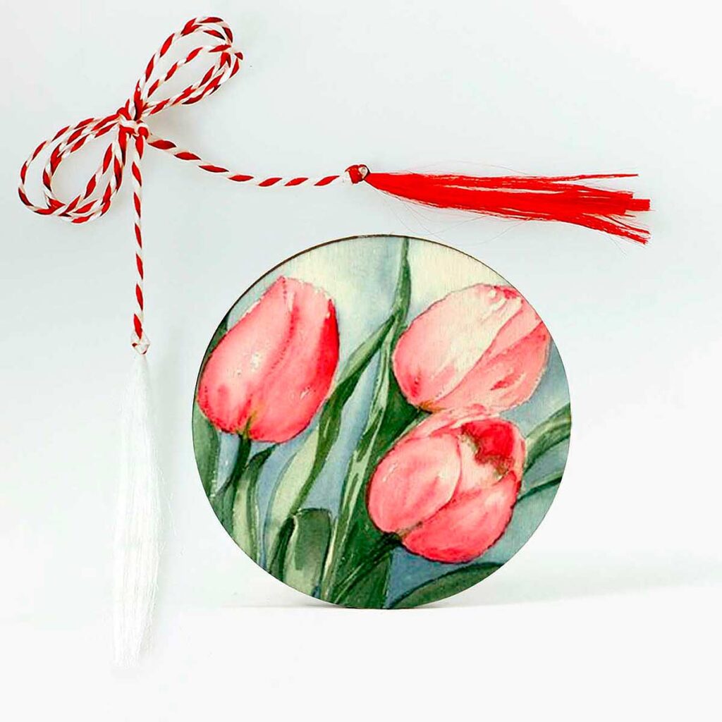 brosa lemn martisor personalizat lalele