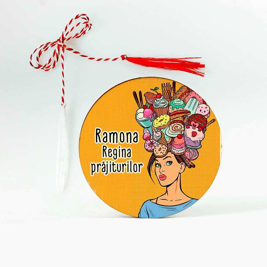 brosa lemn martisor cu mesaj regina prajiturilor