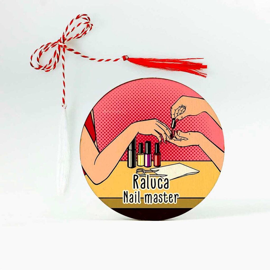 brosa lemn martisor personalizat cu mesaj
