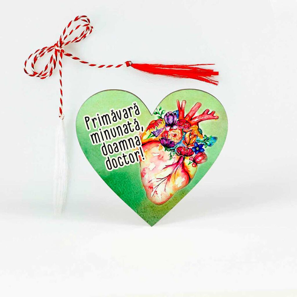 brosa lemn martisor personalizat medic doctor