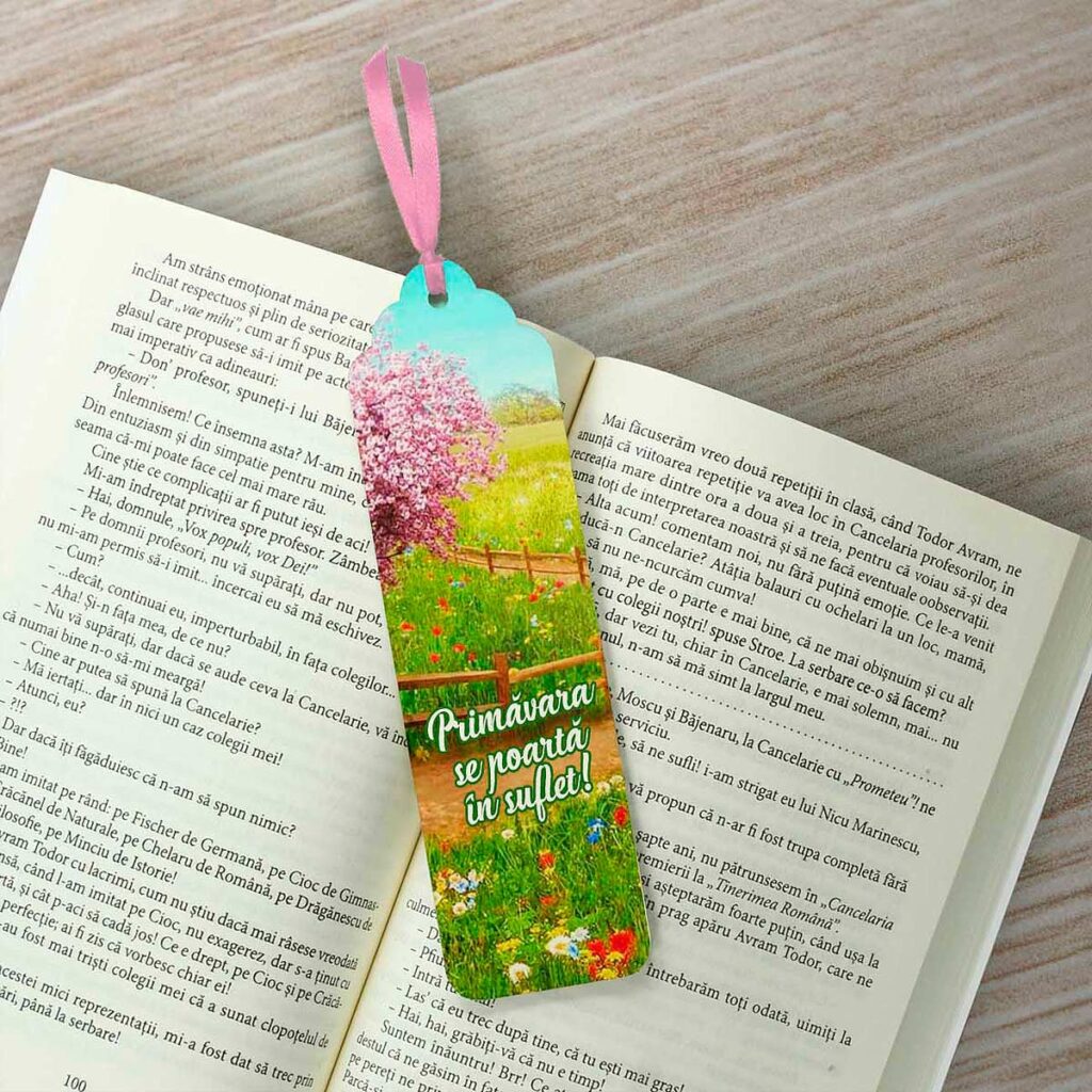 semn de carte martisor din lemn