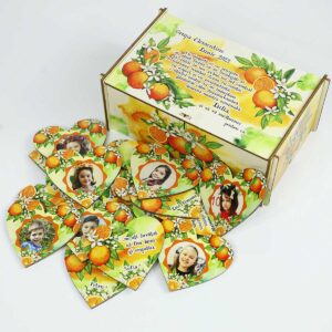 Cutie lemn cu 15 inimioare personalizate pe ambele feţe, cadou educatoare / invatatoare
