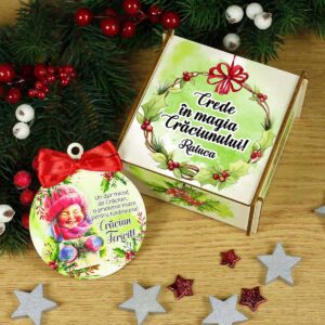 Cutie lemn cu glob personalizat pentru prietena/colega
