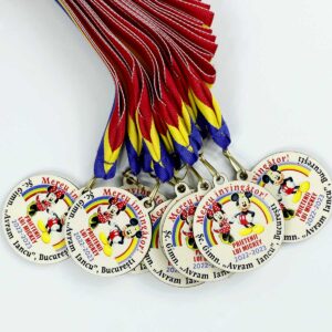Medalie personalizata cu mascota - clasa Prietenii lui Mickey si Minnie Mouse
