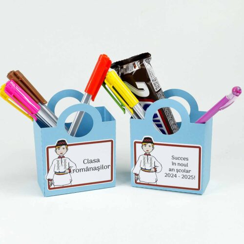 cutie personalizata set creativ prima zi de scoala cu mascota clasei romanasilor