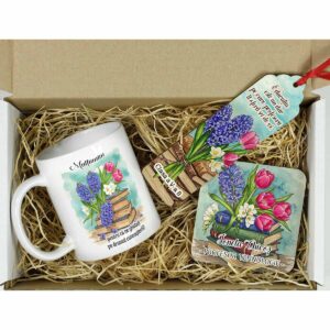 Set cadou personalizat pentru profesoară – cană cu mesaj, suport de cană și semn de carte cu design floral, ideal pentru 8 Martie, sfârșit de an școlar sau absolvire.