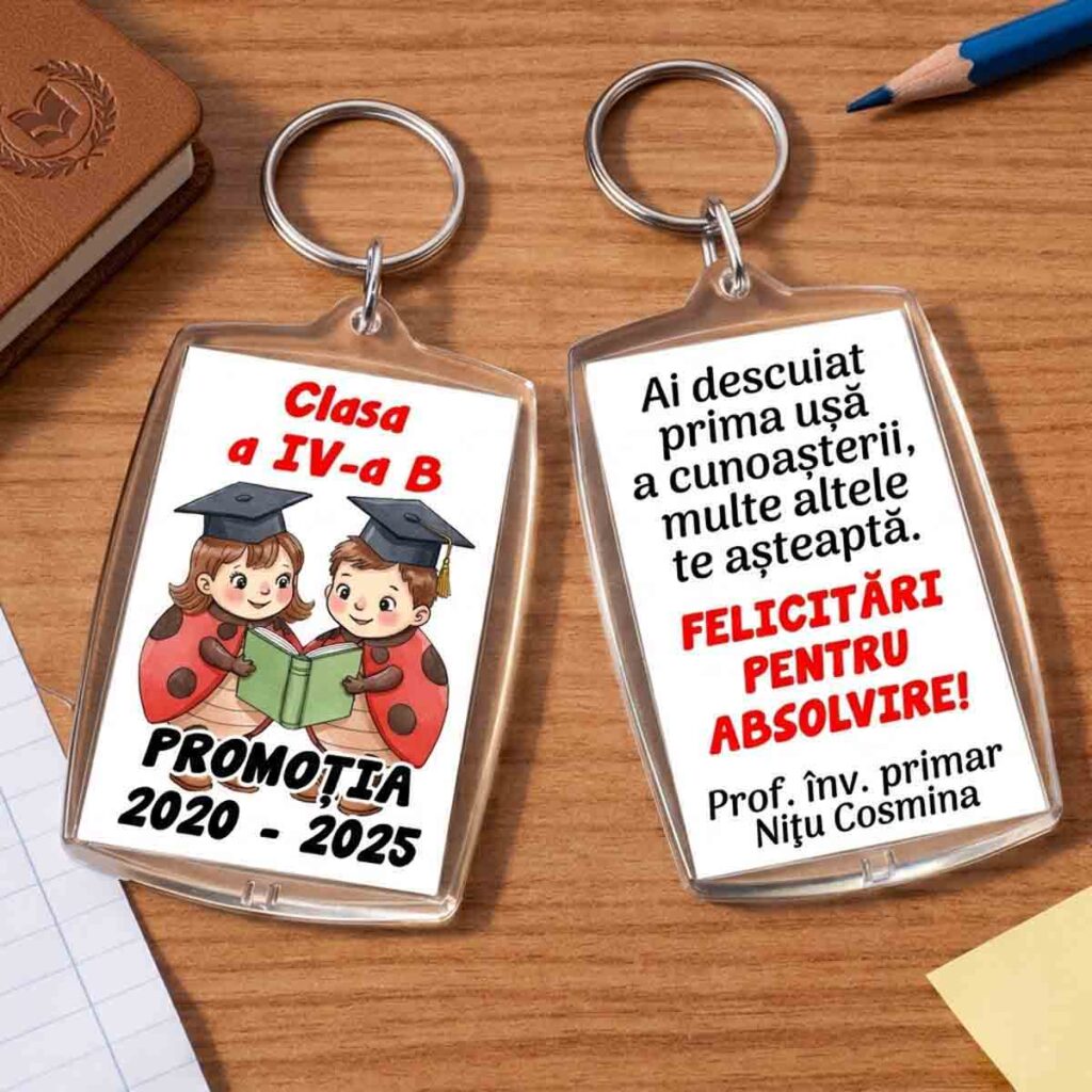 Breloc personalizat absolvire elevi Clasa Buburuzelor cu design copii si mesaj felicitare