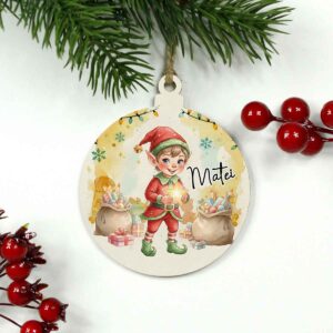 ornament din lemn personalizat cu Elf, cadou de Crăciun cu nume gravat, decor festiv și vesel