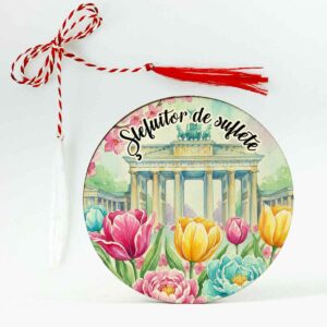 Mărțișor personalizat din lemn pentru profesoara de limba germană, broșă cu șnur de mărțișor