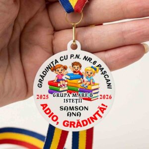 Medalie personalizata gradinita Clasa Isteților cu nume si mesaj pentru copii, cadou final de an scolar din MDF colorat