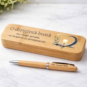 Set pix bambus personalizat diriginta în cutie elegantă gravată, cadou premium de la Dedaruit pentru final de an