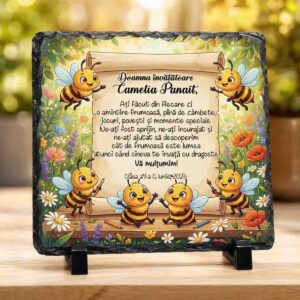 Placa de ardezie personalizată pentru învățătoare sau educatoare cu design Albinuțe și mesaj emoționant – cadou personalizat Dedaruit