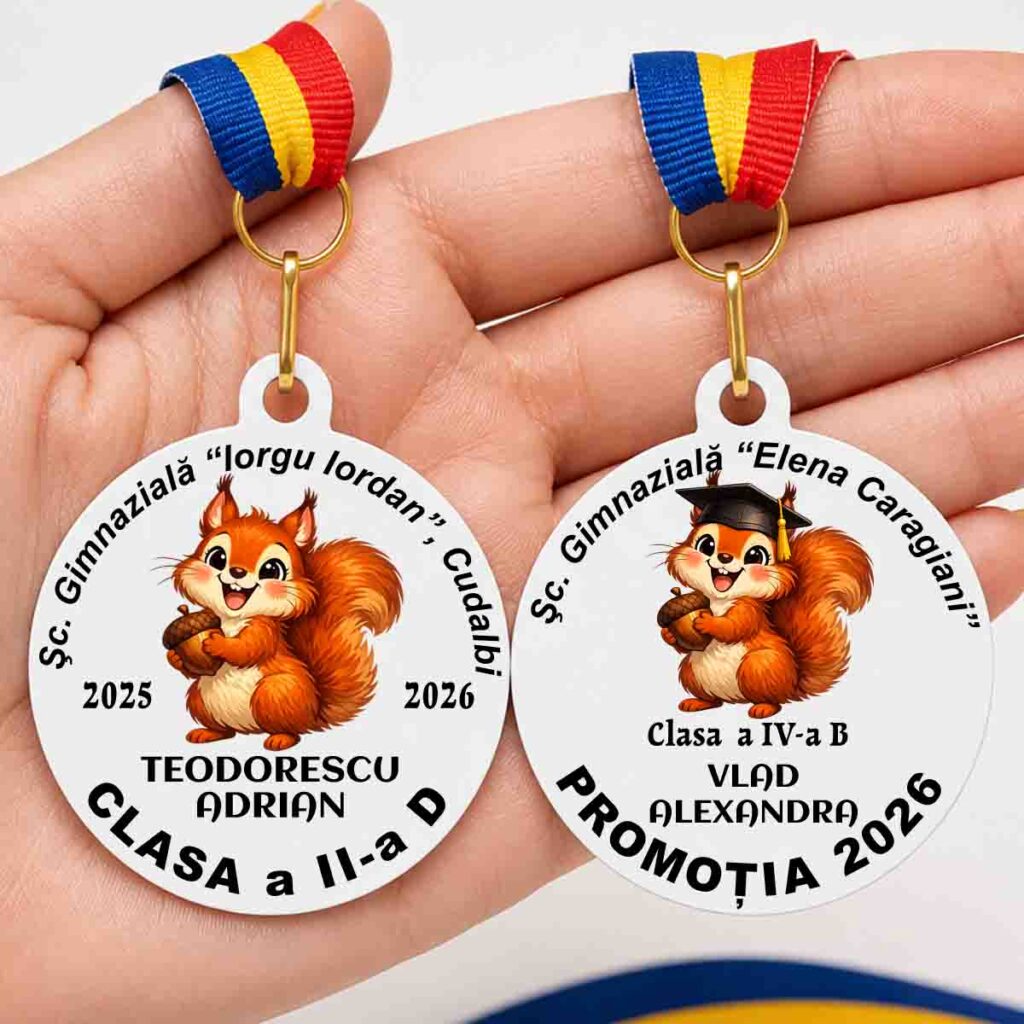 Medalie absolvire veverita personalizata cu nume pentru copii gradinita sau scoala cadou special festivitate absolvire