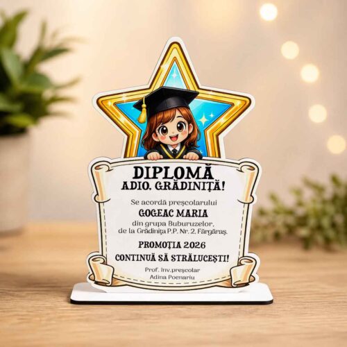 Trofeu adio gradinita personalizat cu nume model fata absolventa cu toca, realizat din MDF